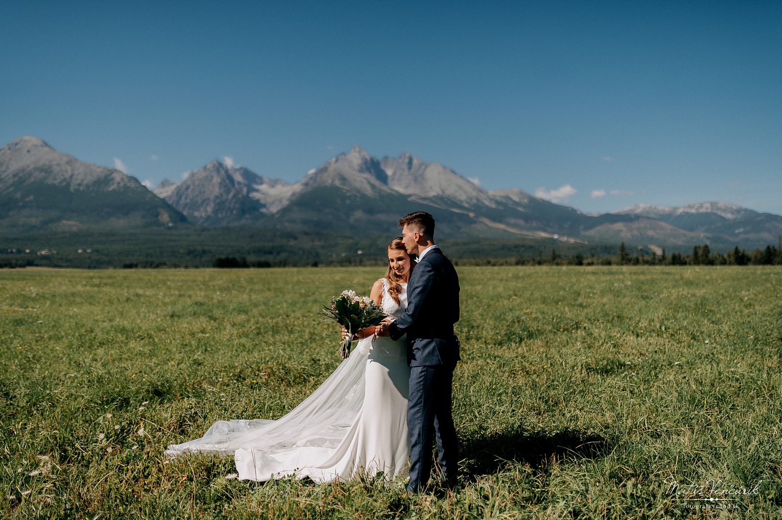 Svadobný fotograf Prešov, fotograf na svadbu Matúš Vencúrik, fotograf východ, svadobné fotky, fotograf na svadbu Košice, Fotograf Poprad, Tatry, svadba v Tatrách